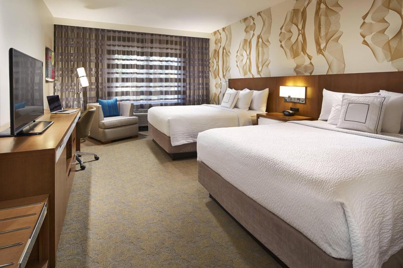 Courtyard By Marriott Sunnyvale Silicon Valley Экстерьер фото