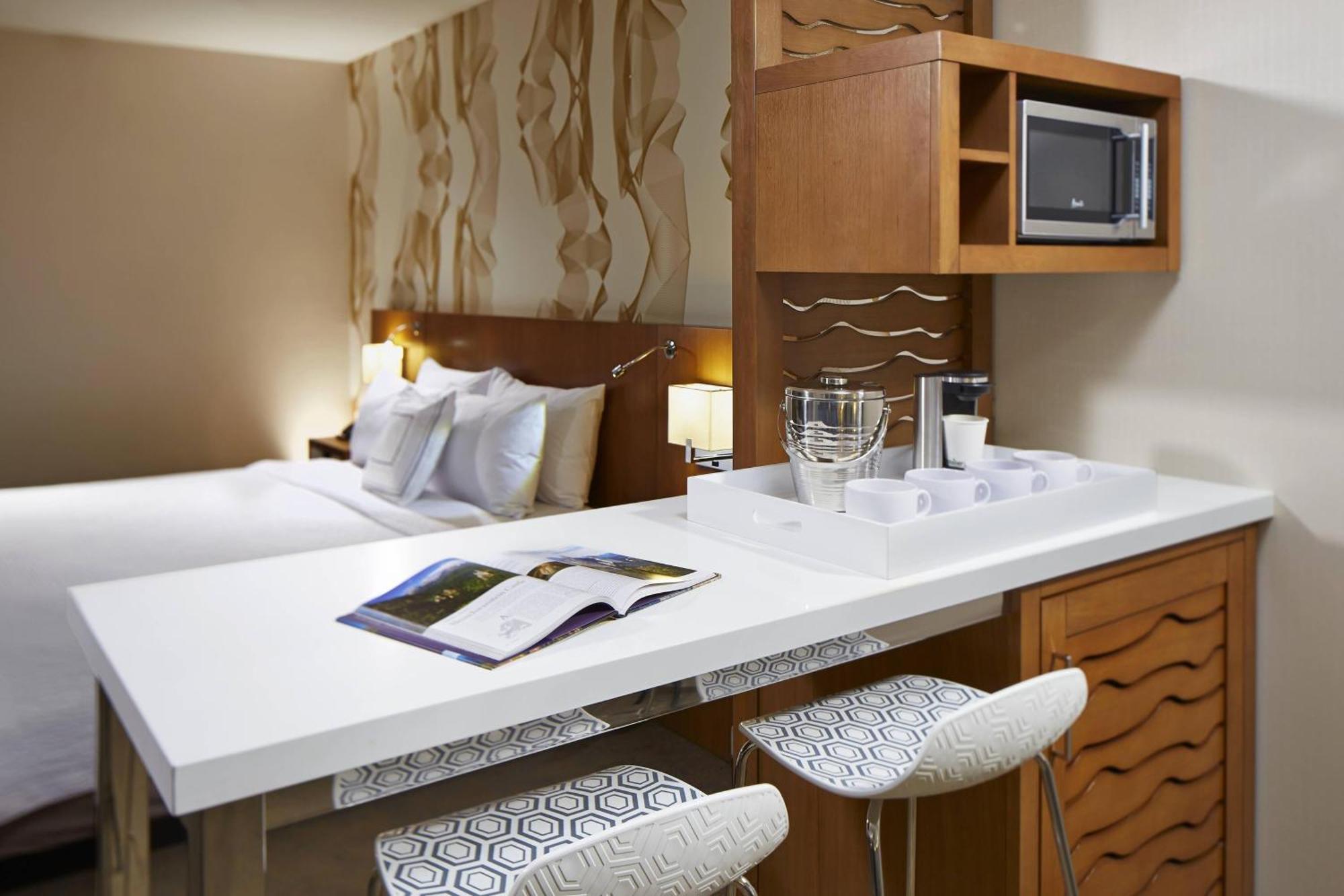 Courtyard By Marriott Sunnyvale Silicon Valley Экстерьер фото