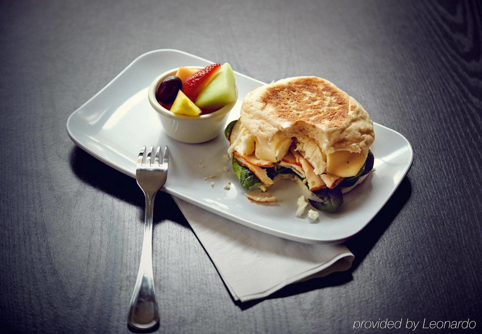 Courtyard By Marriott Sunnyvale Silicon Valley Экстерьер фото
